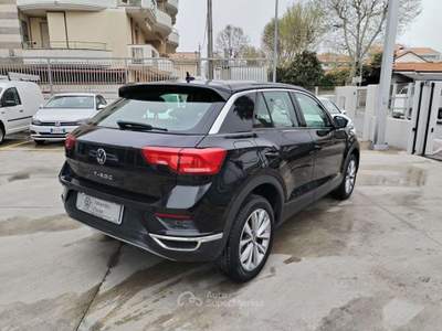 Volkswagen T-Roc 1.0 tsi Business 110cv -Climatronic-App Connect-IQ Drive- Nero usata Francavilla al Mare
