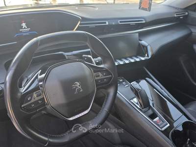 Peugeot 508 Peugeot 508  225 e-EAT8  Plug in Hybrid Bianco usata Deruta