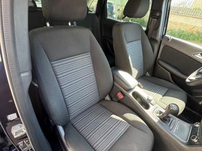 Mercedes-Benz Classe B B 180 D 110 CV SPORT Blu/Azzurro usata Cardito