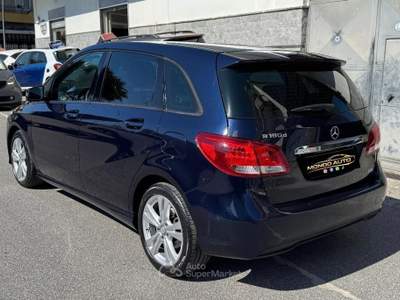 Mercedes-Benz Classe B B 180 D 110 CV SPORT Blu/Azzurro usata Cardito