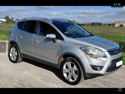 Ford Kuga Privato Vende Ford Kuga 2.0 cdti 4wd Titanium Grigio usata brindisi