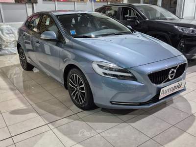 Volvo V40 D3 Momentum Blu/Azzurro usata Milano