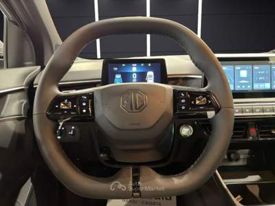 MG3 1.5 Hybrid+ Luxury Grigio usata Napoli