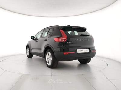 Volvo XC40 T2 Geartronic Momentum Nero usata Modena