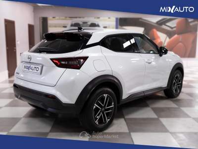 Nissan Juke 1.0 DIG-T N-Connecta 114CV DCT Bianco usata Latina