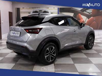 Nissan Juke 1.0 DIG-T N-Connecta 114CV DCT Grigio usata Latina
