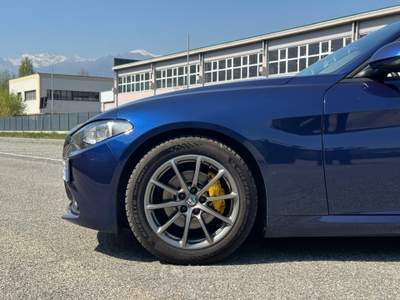 Alfa Romeo Giulia AT8 Super Blu/Azzurro usata Buttigliera Alta