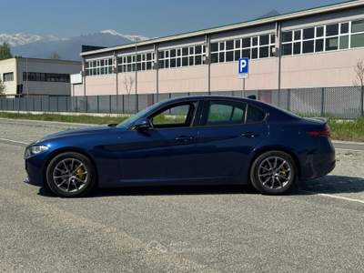Alfa Romeo Giulia AT8 Super Blu/Azzurro usata Buttigliera Alta