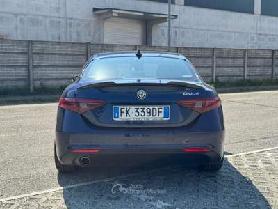 Alfa Romeo Giulia AT8 Super Blu/Azzurro usata Buttigliera Alta
