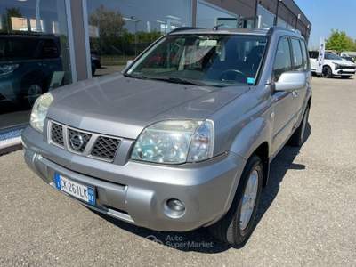 Nissan X-Trail 2.2 dCi Elegance Argento usata Scandiano