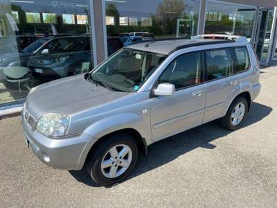 Nissan X-Trail 2.2 dCi Elegance Argento usata Scandiano