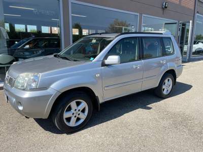 Nissan X-Trail 2.2 dCi Elegance Argento usata Scandiano