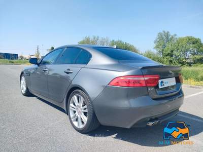 Jaguar XE XE 2.0d Pure Business edition 180cv auto Grigio usata Rovato