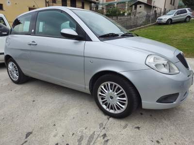 Lancia Ypsilon Lancia Ypsilon 1.4 Benzina/Gpl Neopatentati Argento usata Ranzanico