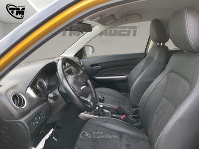 Suzuki Vitara Suzuki Vitara 1.4 Hybrid Top - INCIDENTATA Arancione usata Pistoia