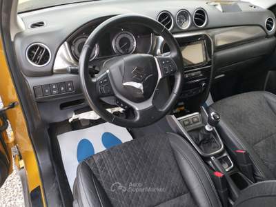 Suzuki Vitara Suzuki Vitara 1.4 Hybrid Top - INCIDENTATA Arancione usata Pistoia