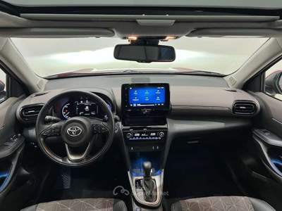 Toyota Yaris Cross Yaris Cross 1.5h Lounge fwd 116cv e-cvt Rosso usata Milano