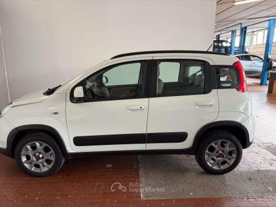 Fiat Panda 4x4 0.9 t.air turbo 4x4 85cv E6 MOTORE NUOVO Bianco usata Cremona