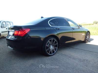 BMW Serie 7 730d 730 730d Eccelsa Nero usata Marconia di Pisticci