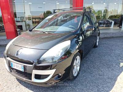 Renault Scénic Occasione diesel Nero usata Pantigliate