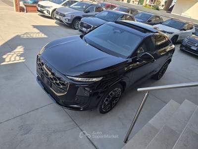 Audi Q3 SPB TDI 110 kW S tronic Line edition Nero usata Brusciano