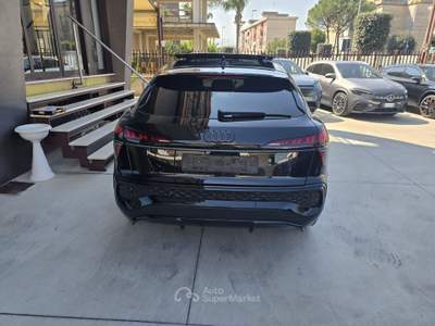 Audi Q3 SPB TDI 110 kW S tronic Line edition Nero usata Brusciano