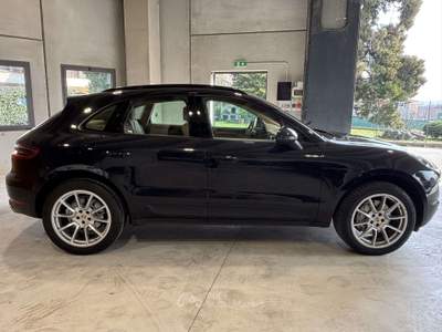 Porsche Macan 3.0 S 340cv pdk Nero usata Erba