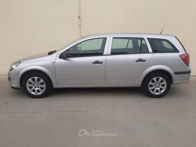 Opel Astra SW 1.7 CDTi 101cv Enjoy Argento usata Castelnovo di Sotto