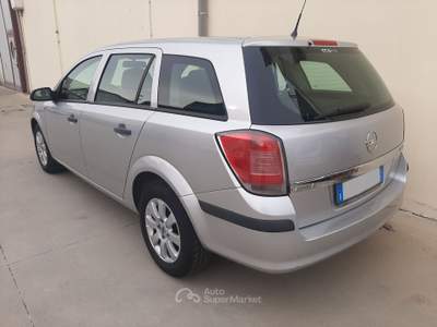 Opel Astra SW 1.7 CDTi 101cv Enjoy Argento usata Castelnovo di Sotto