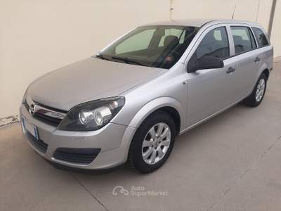 Opel Astra SW 1.7 CDTi 101cv Enjoy Argento usata Castelnovo di Sotto