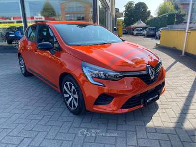 Renault Clio Clio V 2019 1.6 E-Tech full hybrid Equilibre 145cv auto Arancione usata Arcore