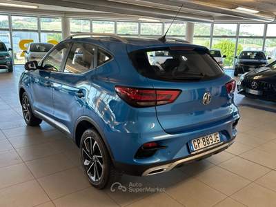 MG ZS 1.500 BENZINA 106 CV LUXURY Blu/Azzurro usata Alba