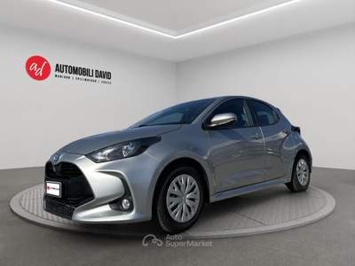 Toyota Yaris 1.5 Hybrid 5 porte Business Argento usata Maniago