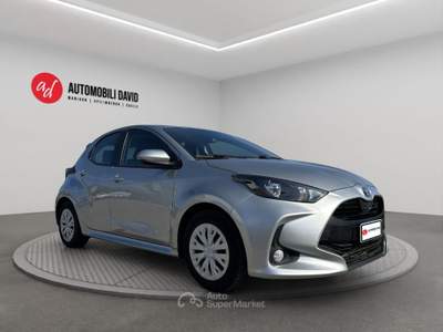 Toyota Yaris 1.5 Hybrid 5 porte Business Argento usata Maniago