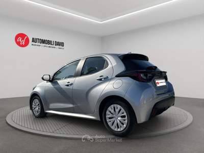 Toyota Yaris 1.5 Hybrid 5 porte Business Argento usata Maniago