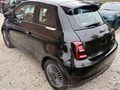 Fiat 500 Berlina Hybrid Torino Nero usata Monterotondo