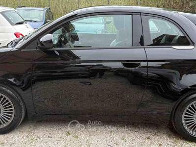 Fiat 500 Berlina Hybrid Torino Nero usata Monterotondo