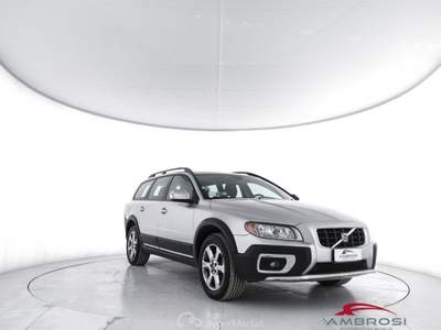 Volvo XC70 2.4 D5 20V (185CV) cat AWD Kinetic - PER OPERATORI Argento usata Corciano