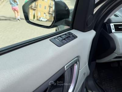 Land Rover Discovery Sport Lang rover discoveri Verde usata Novara