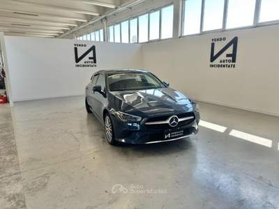 Mercedes-Benz CLA E HYBRID EQ SHOOTING BRAKE SPORT Blu/Azzurro usata Megliadino San Vitale