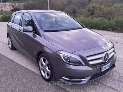Mercedes-Benz Classe B Mercedes-benz B 180 CDI BlueEFFICIENCY Premium usata Cassano delle Murge