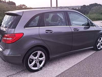 Mercedes-Benz Classe B Mercedes-benz B 180 CDI BlueEFFICIENCY Premium usata Cassano delle Murge