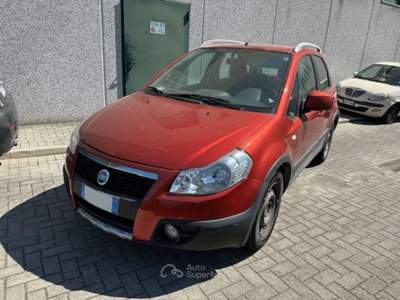 Fiat Sedici 1.6 Emotion 4x4 Rosso usata Montagna in Valtellina