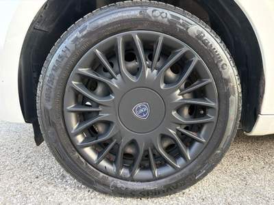 Lancia Ypsilon Ypsilon 1.2 silver ecochic gpl 69cv Bianco usata Venezia