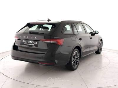 Skoda Octavia Octavia wagon 2.0 tdi executive 150cv dsg Nero usata San Vendemiano