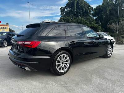 Audi A4 Avant 35 TFSI S tronic Business Advanced Nero usata CASTENASO