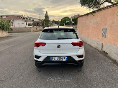 Volkswagen T-Roc nessun finanziamento obbligatorio - anche in contanti Bianco usata Roma