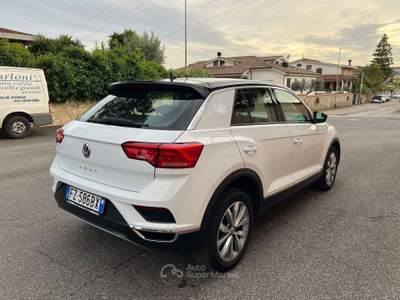 Volkswagen T-Roc nessun finanziamento obbligatorio - anche in contanti Bianco usata Roma