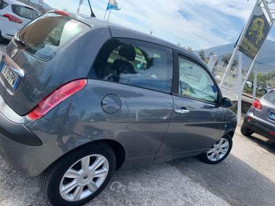 Lancia Ypsilon unico proprietario Grigio usata Montesarchio