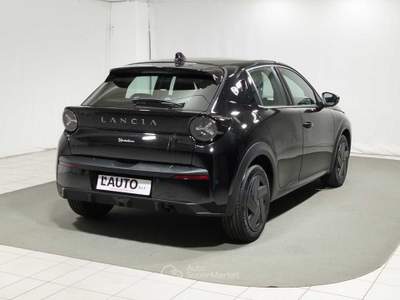 Lancia Ypsilon 1.2 mhev e-DCT Nero usata Montagna in Valtellina